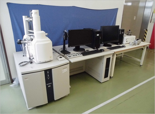 走査電子顕微鏡　SU3500