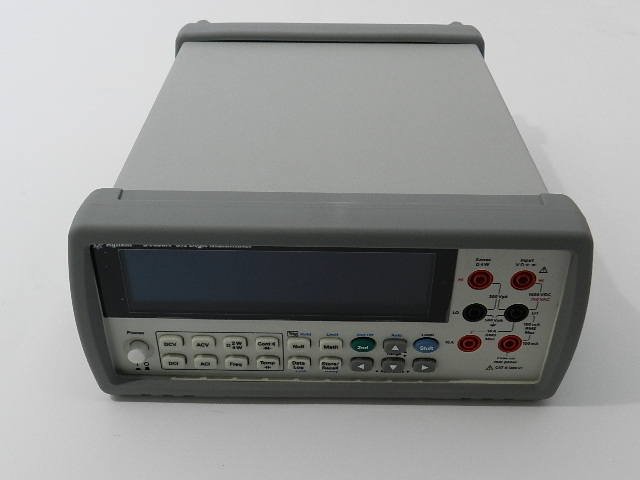 34450A デジタルマルチメータ、5.5桁、OLEDディスプレイ